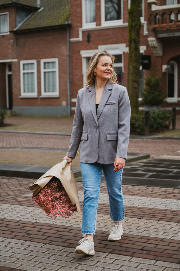 Grey Blazer Met Split - Afbeelding 2